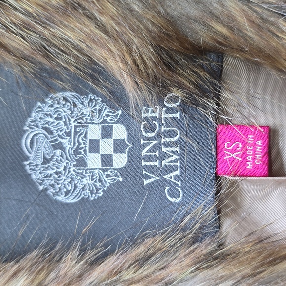 Vince Camuto Shaggy Faux Fur Vest Size XS - Picture 3 of 11